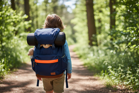 Kid with backpack - back view
